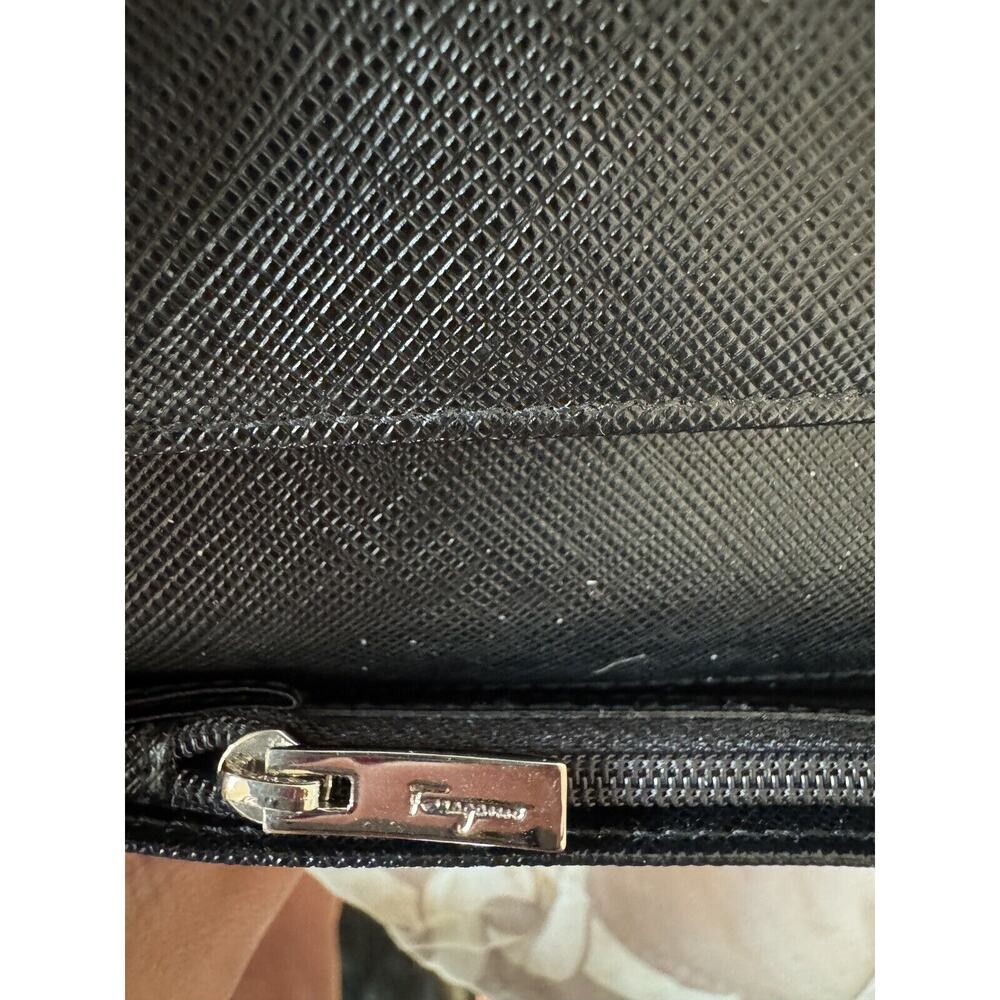 Salvatore Ferragamo Blk Gancino Clip Long Wallet XL835. AUTH - Picture 7 of 9